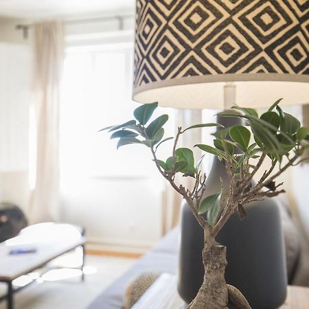 Lovelystay - Bonsai Light And Comfort Flat Lissabon Kamer foto