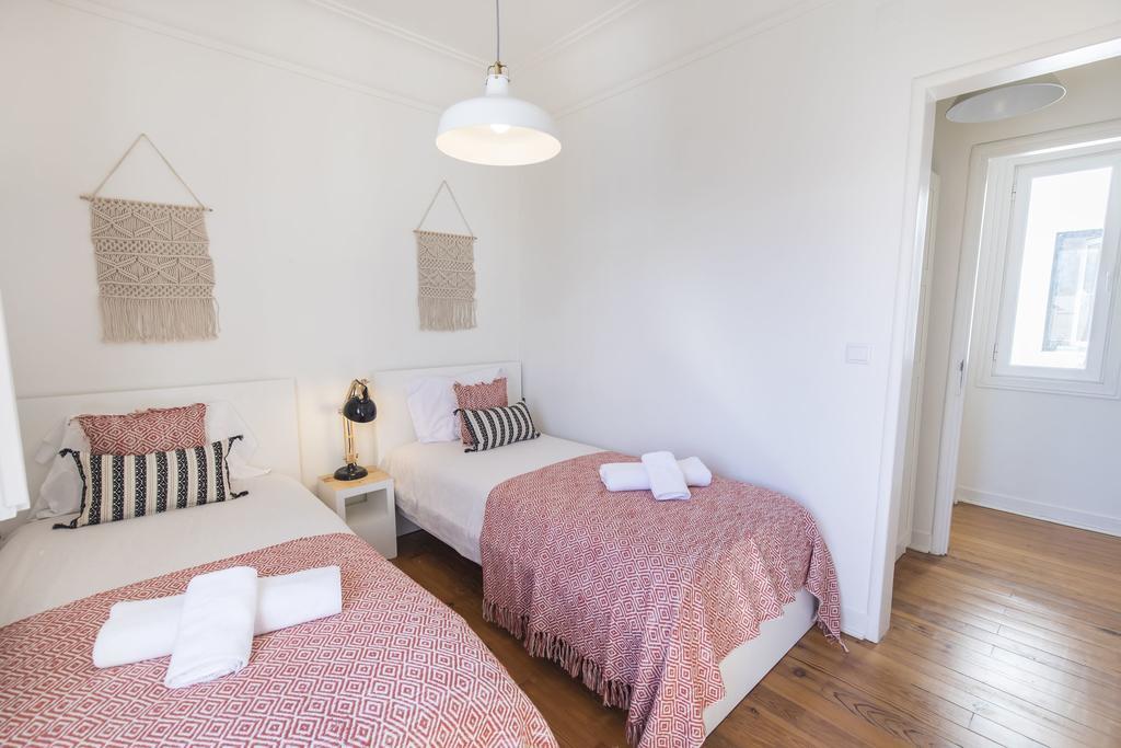 Lovelystay - Bonsai Light And Comfort Flat Lissabon Kamer foto