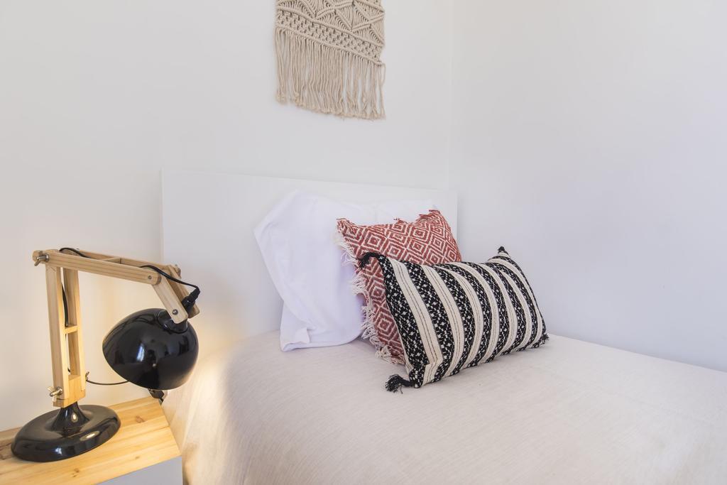Lovelystay - Bonsai Light And Comfort Flat Lissabon Kamer foto